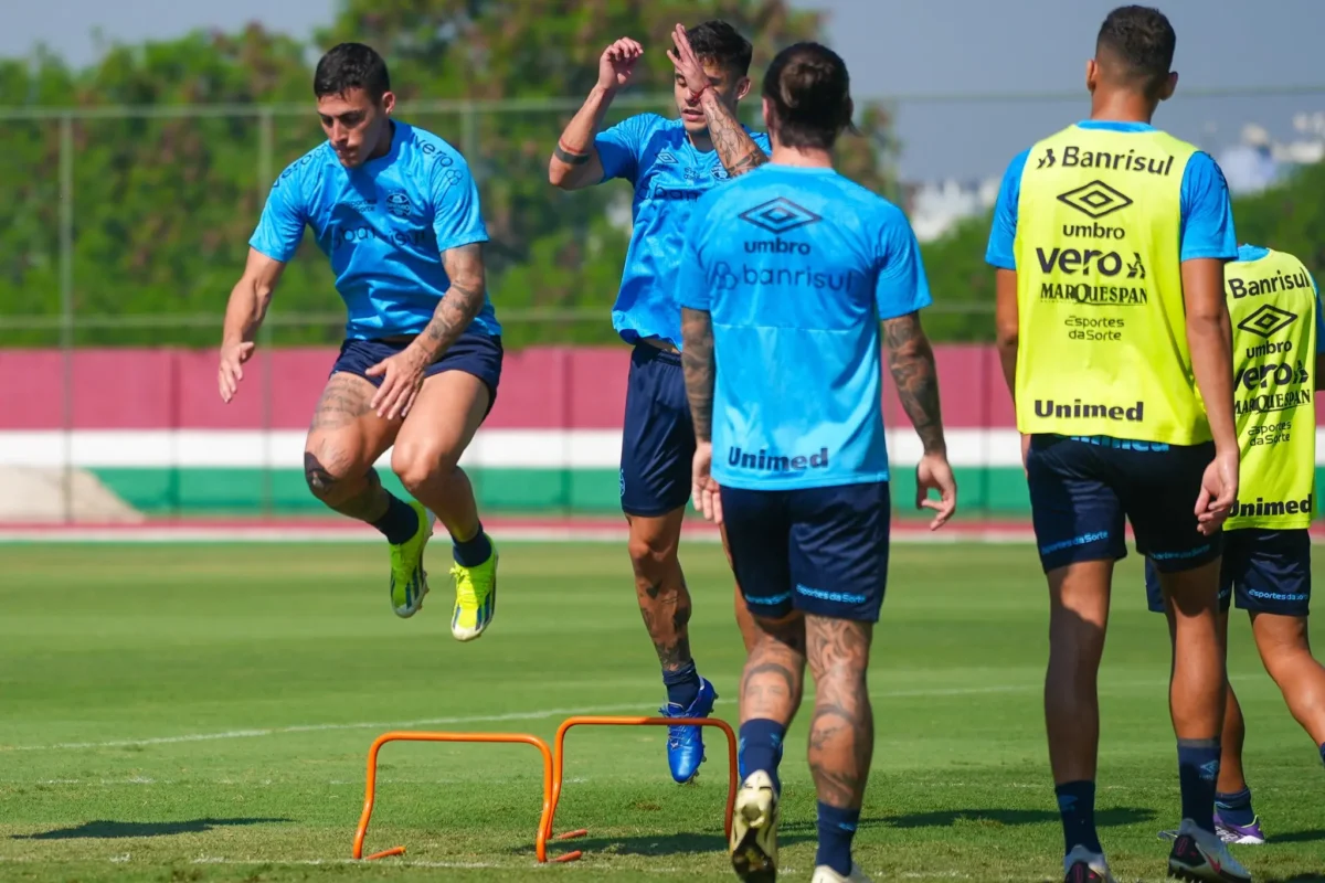 Escalação do Grêmio para enfrentar o Flamengo: possíveis mudanças em todos os setores do time