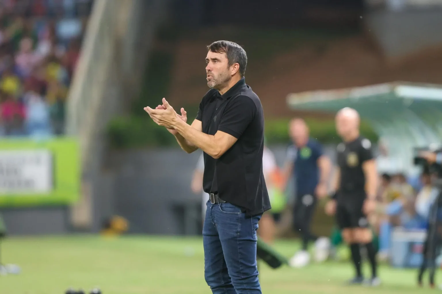 "Estratégia Pragmática do Técnico Coudet Impulsiona Retomada do Inter no Campeonato Brasileiro"