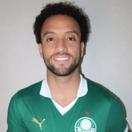 Felipe Anderson destaca-se como reforço do Palmeiras, maior campeão do Brasil