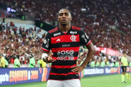 Flamengo se reapresenta sem selecionáveis e desfalques para game contra o São Paulo