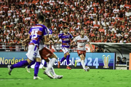 Fortaleza conquista primeiro título da temporada com resiliência do grupo