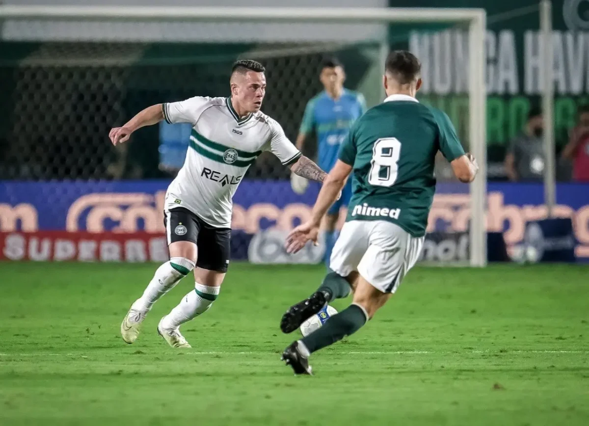 Goiás e Coritiba empatam em jogo da Série B com gols e melhores momentos