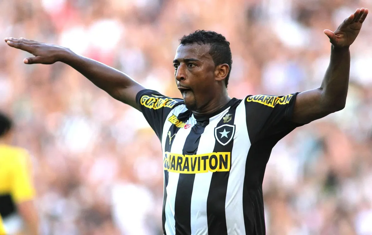 "Jogador da Última Conquista do Criciúma Celebra Gol Espetacular pelo Botafogo: Momento Inesquecível"