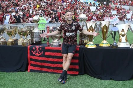 Título otimizado para SEO em Português-BR: "Jogador Diego Ribas é nomeado Embaixador de Projeto do Flamengo nos Estados Unidos"