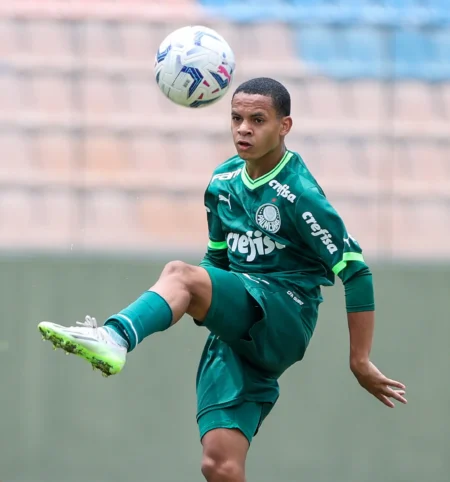 Novos Endricks - Conheça os jovens promissores do Palmeiras para 2021