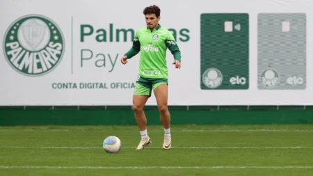 Palmeiras Prepara-se para Dérbi com Treinamento Tático e de Finalização no Domingo