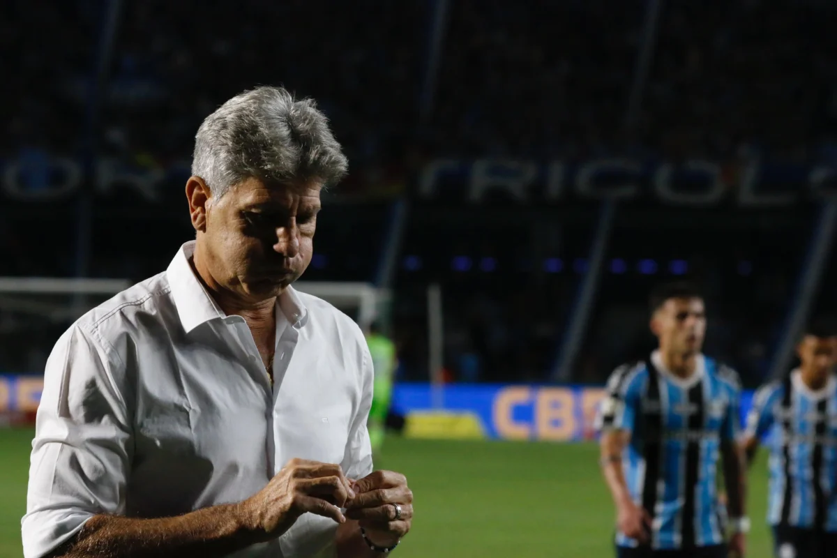 "Renato Gaúcho Analisa Fase do Grêmio Após o Clássico Gre-Nal: 'Se Estou Atrapalhando, Saio'"