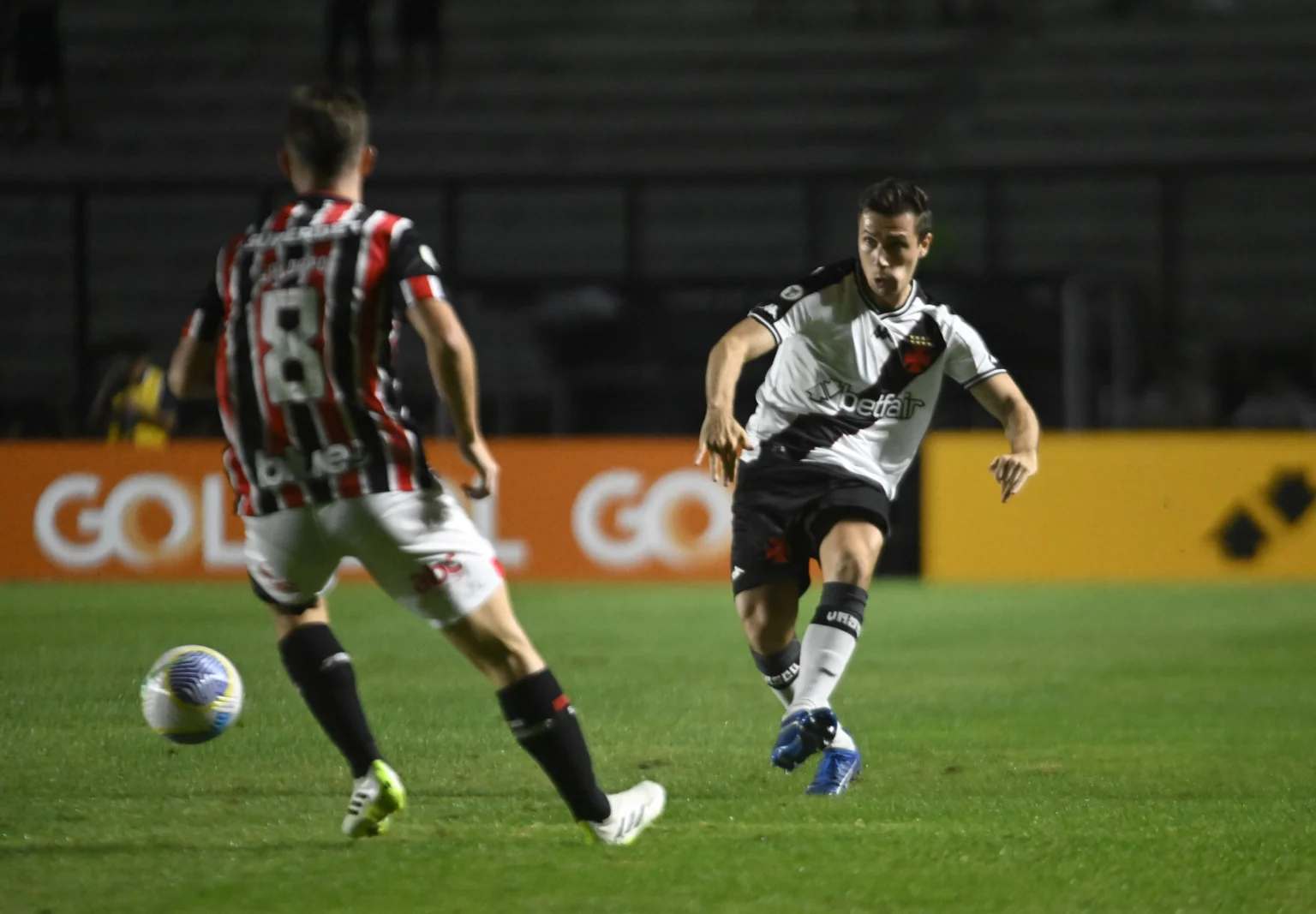 "Vasco não se preocupa com ausência de Piton e Hugo Moura contra o São Paulo"