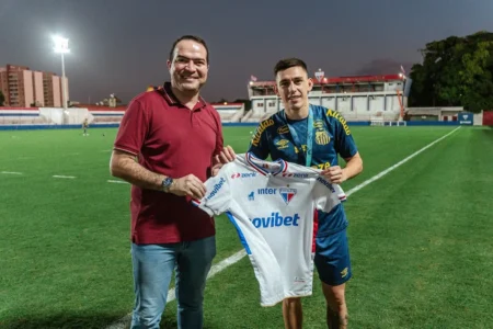 "Fortaleza Celebra Vitória do Escobar no Campeonato Nordestão no Estádio do Pici"