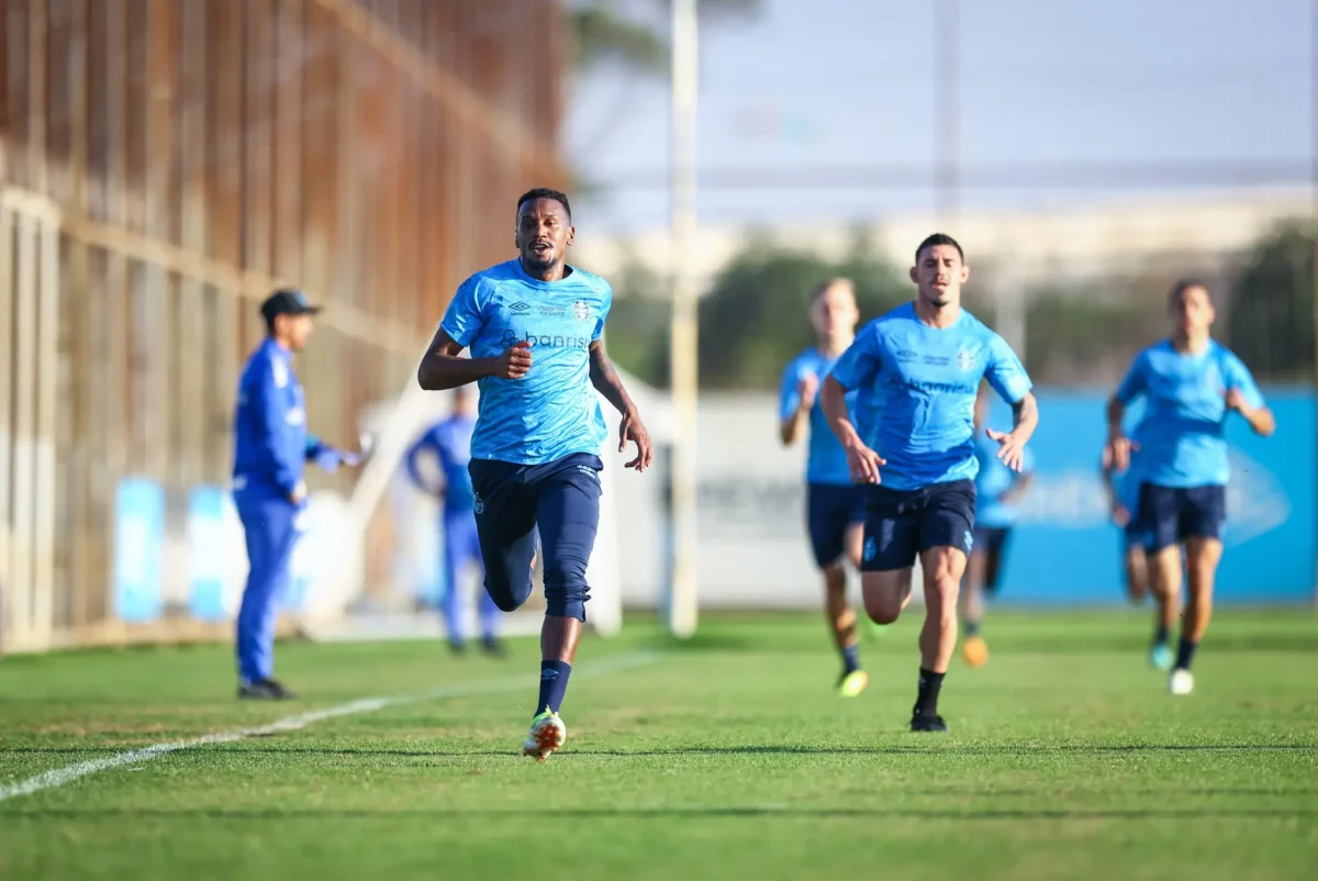 "Grêmio enfrenta momento desafiador, mas tem chance de recuperação diante de rivais próximos na tabela"