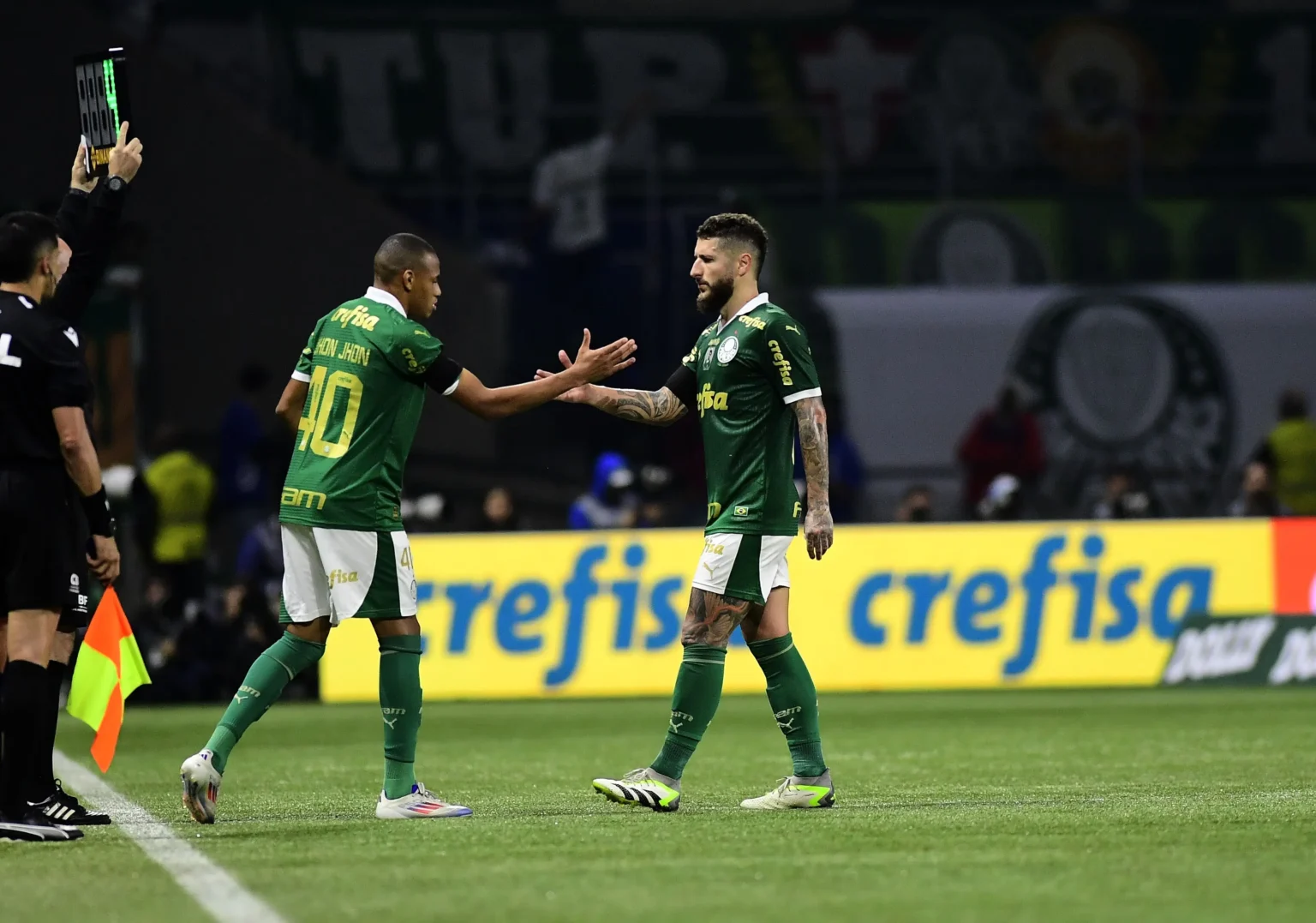 "Zé Rafael e Raphael Veiga indisponíveis: Dupla do Palmeiras desfalca equipe contra o Grêmio"