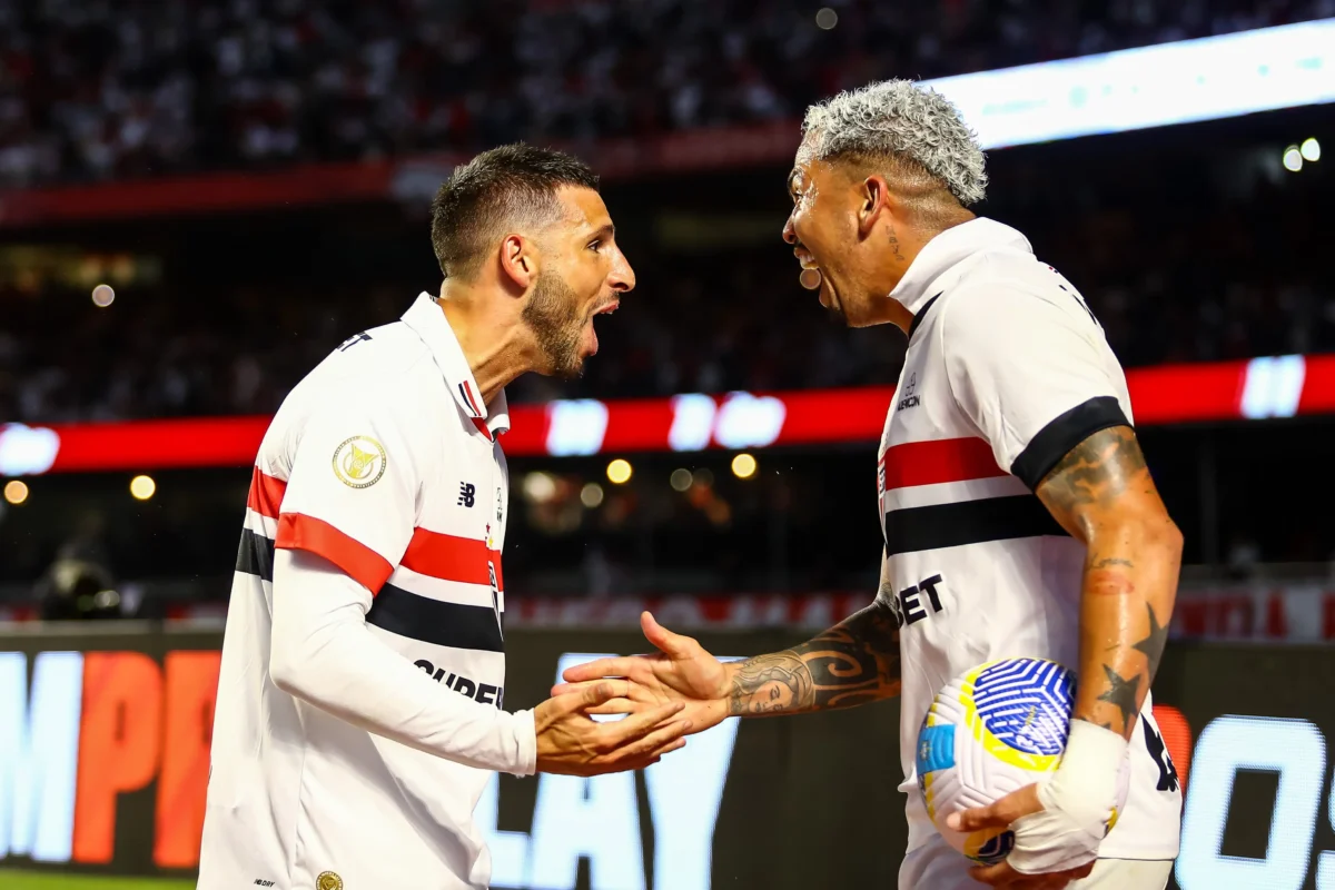 "A marca de Luciano e Calleri: o diferencial que tem garantido quatro vitórias ao São Paulo"