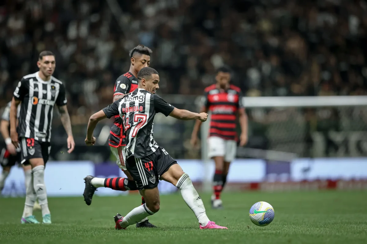 "Atlético-MG Acumula Mais da Metade dos Gols Sofridos em 13 Jogos do Campeonato Brasileiro"