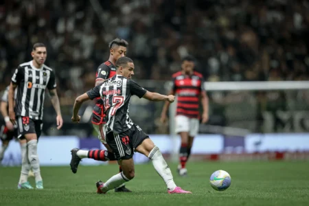 "Atlético-MG Acumula Mais da Metade dos Gols Sofridos em 13 Jogos do Campeonato Brasileiro"