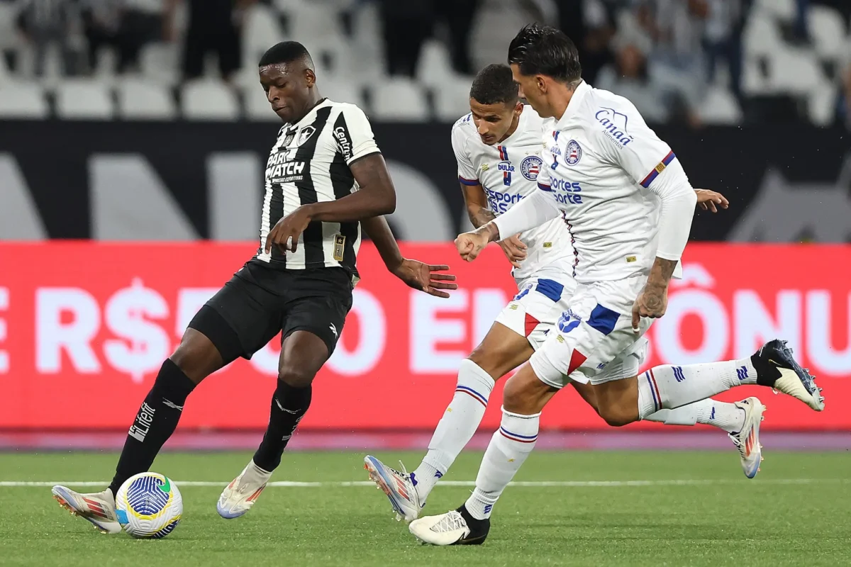 "Botafogo Precisa Melhorar Após Empate na Copa do Brasil, Afirma Luiz Henrique"