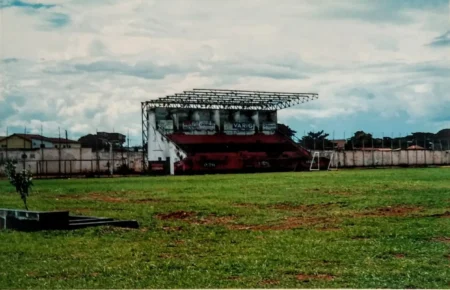 Conexão São Januário - Antônio Accioly: Como os Torcedores Ergueram o Estádio do Rival do Vasco