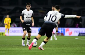Título otimizado para SEO em Português-BR: "Corinthians perde Breno Bidon como desfalque para confronto com Vitória"