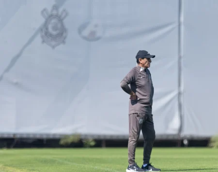 "Corinthians retorna aos treinos e se prepara para as oitavas da Copa do Brasil"