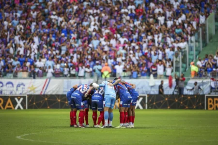 Desempenho do Bahia: Everton comete erro e Cauly tem atuação discreta em jogo coletivo fraco contra o Corinthians