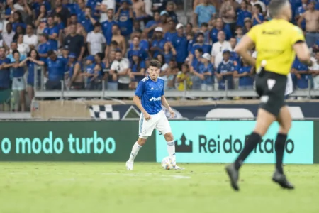 "Escalação Ideal do Cruzeiro: Villalba Ganha Chance e Barreal Retorna"