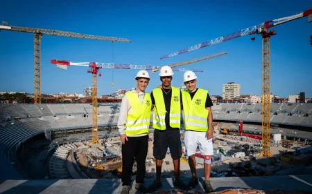 "Estrelas da Seleção da Europa Visitam Obras do Camp Nou com Pedri e Gavi"