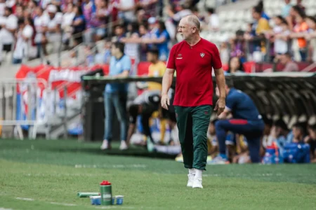 "Fluminense: Mano destaca escassez de tempo para resolver problemas da equipe"