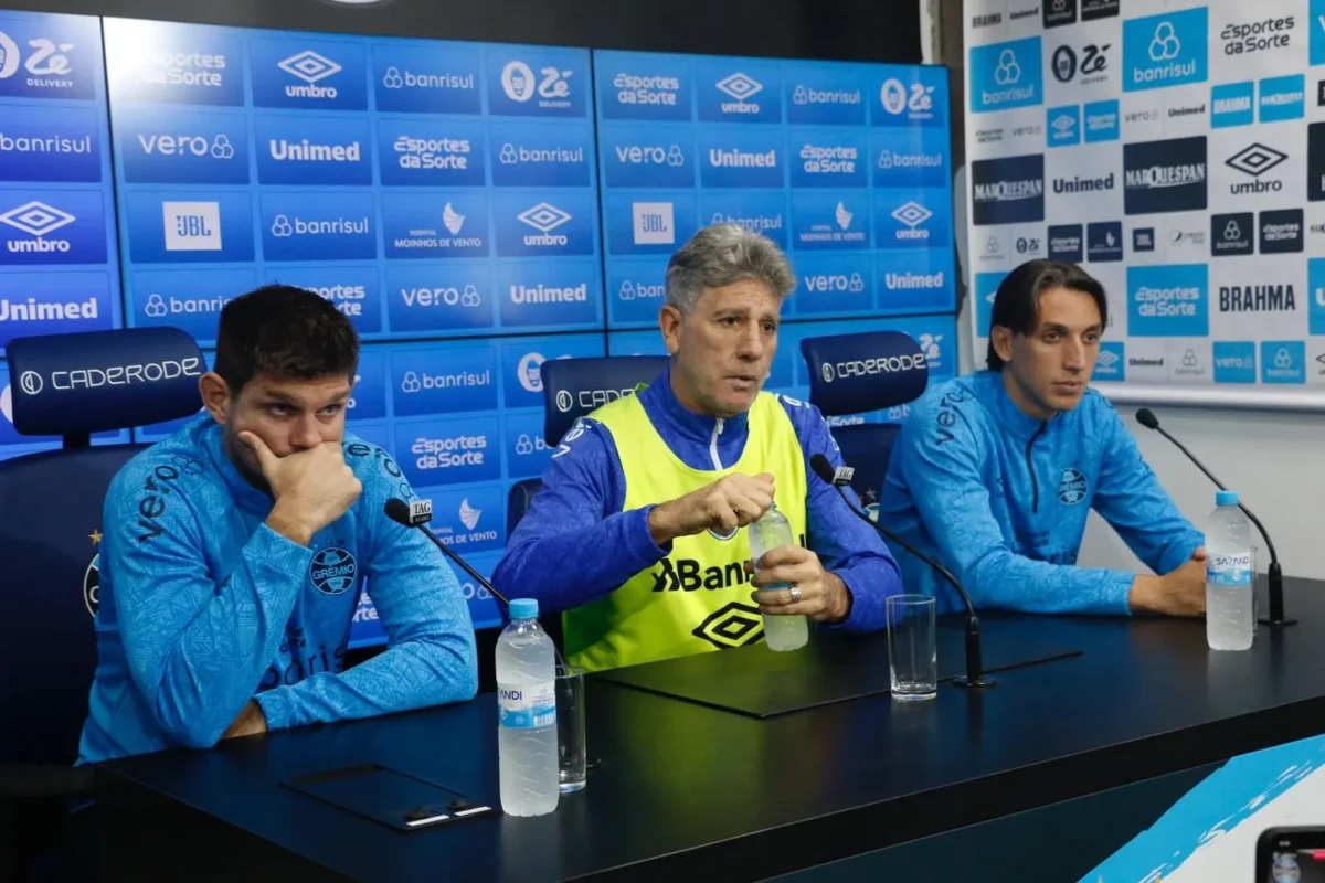 "Grêmio Convoca Torcida para Superação do Rebaixamento: 'Sua Presença Faz a Diferença'"