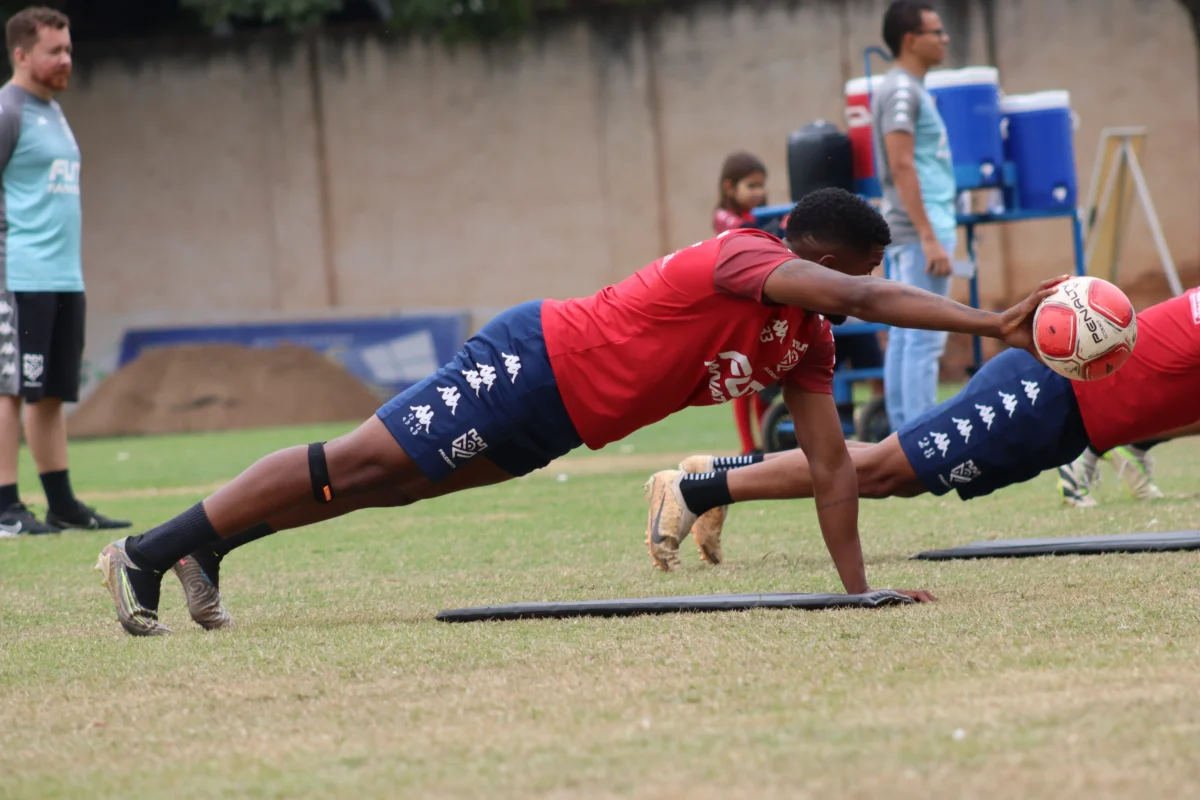 "Guizão, Conhecedor do Mirassol, Destaca Possibilidade do Grêmio Prudente Evitar Risco de Crise"