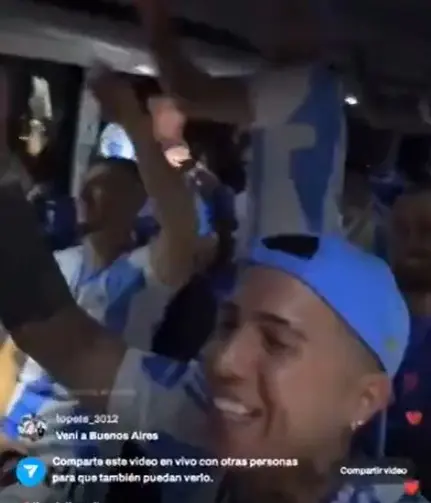 Jogadores da Argentina acusados de cantar música com conteúdo racista após conquista da Copa América