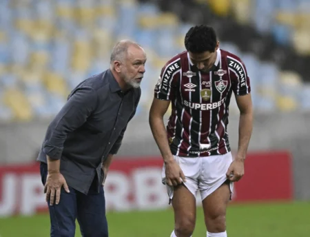 "Mano exibe confiança em sua estreia pelo Fluminense: "Agora é só subir daqui em diante""