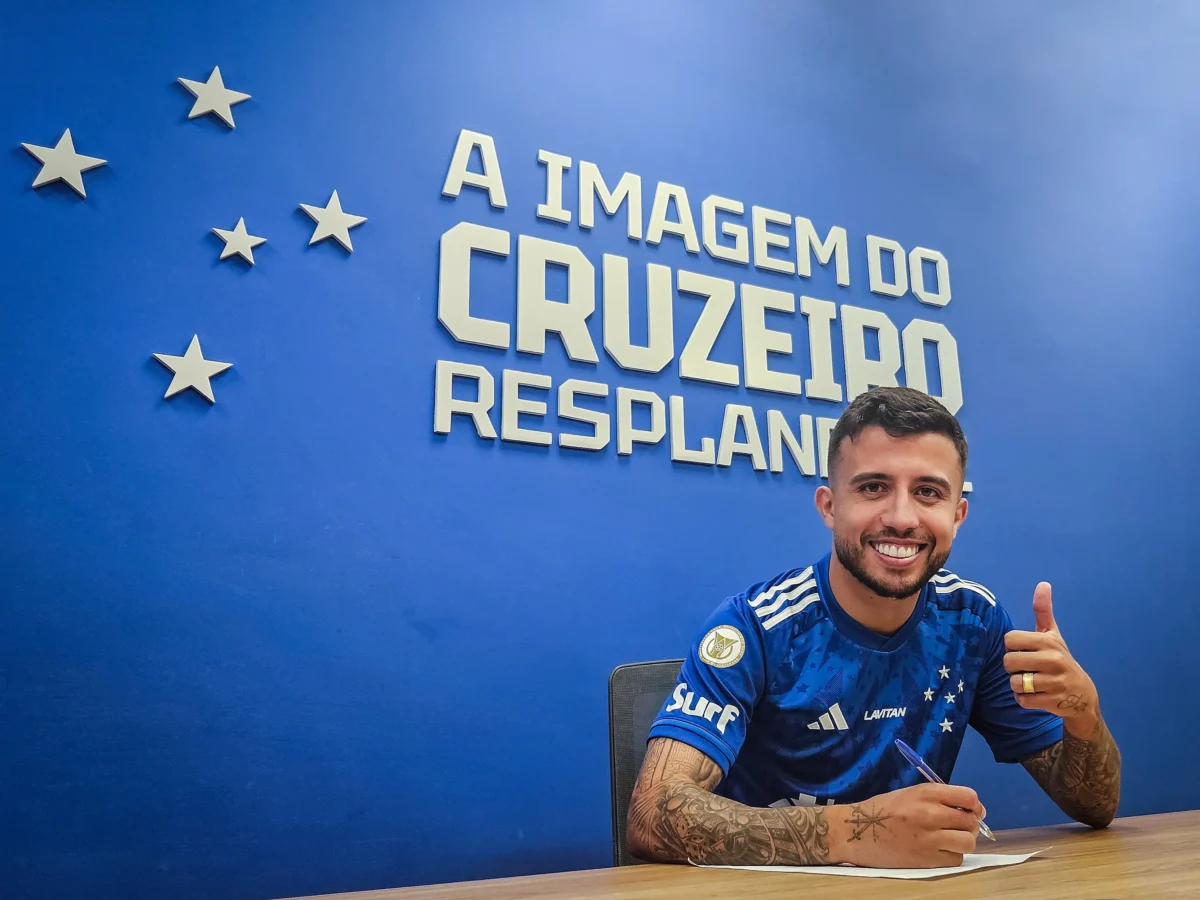 "Matheus Henrique Revela Adiamento da Lua de Mel e Detalha Condição de Jogo no Cruzeiro"