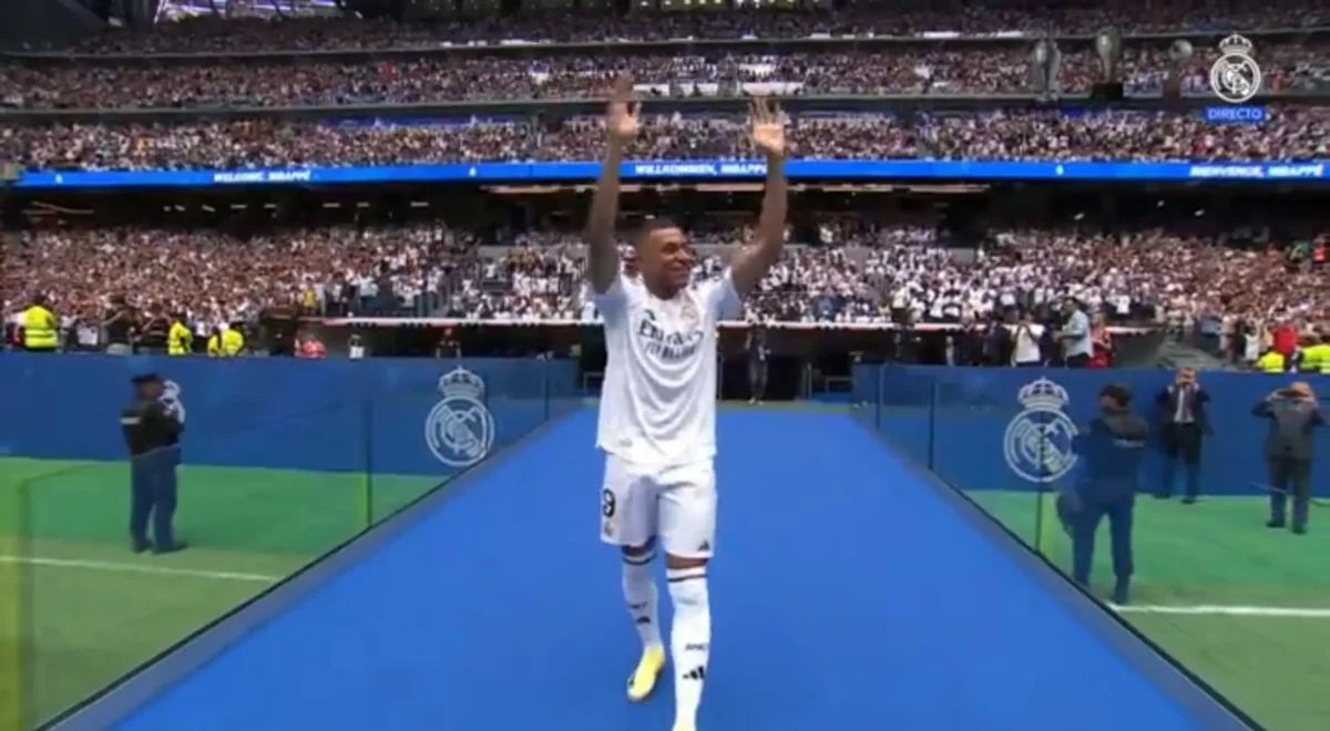 "Mbappé é oficialmente apresentado no Real Madrid em grande espetáculo no Santiago Bernabéu"