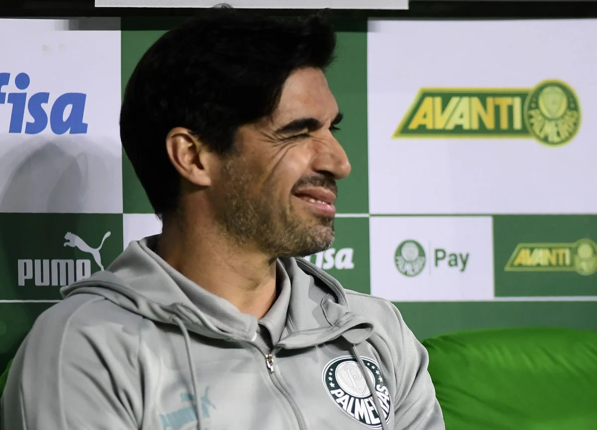 "Palmeiras: Estratégias de Sucesso Reveladas pelo Técnico Abel Ferreira"