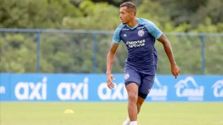 "Palmeiras x Bahia: Ausência de David Duarte leva Rogério Ceni a convocar 24 jogadores"