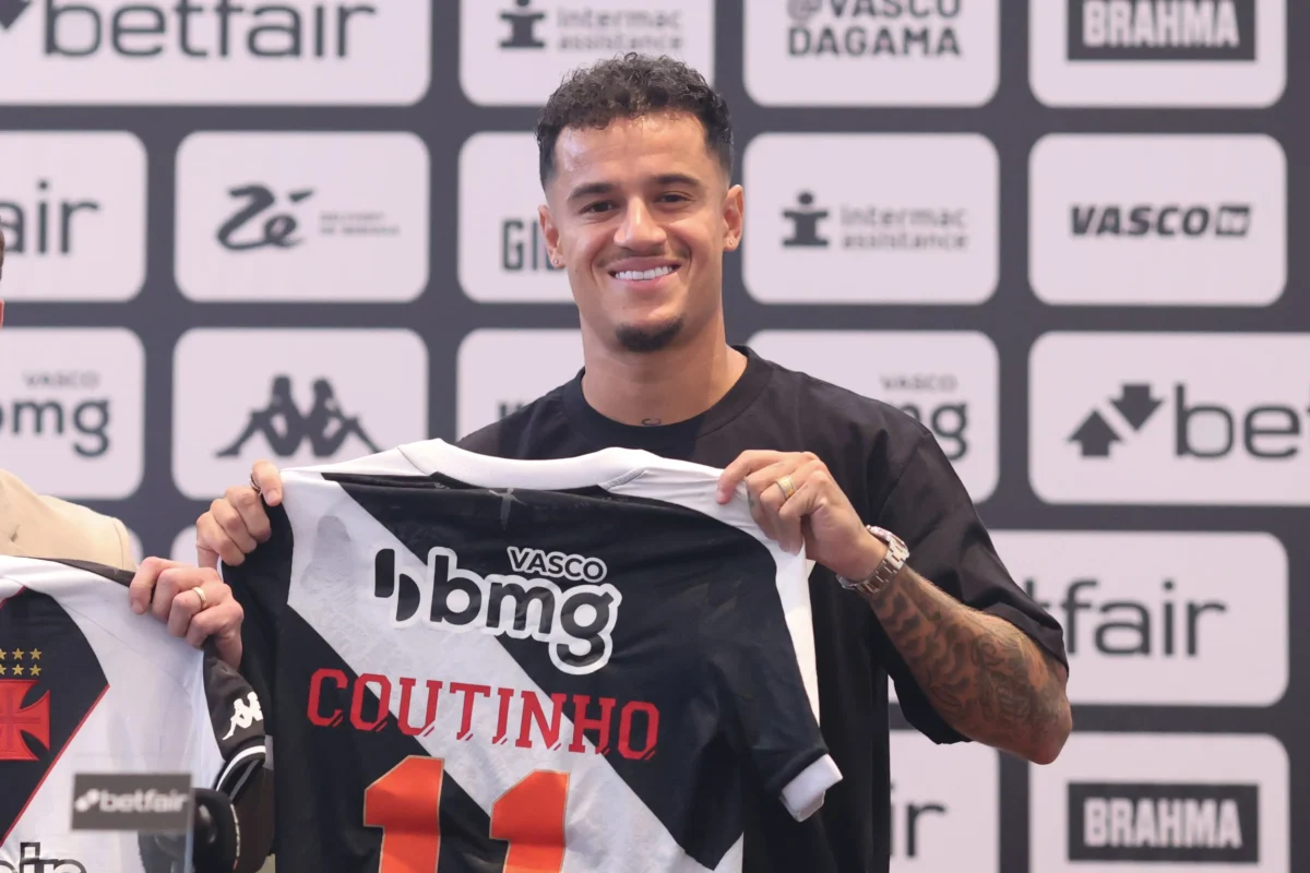 "Philippe Coutinho com Registro Publicado no BID, Pronto para Estrear pelo Vasco"