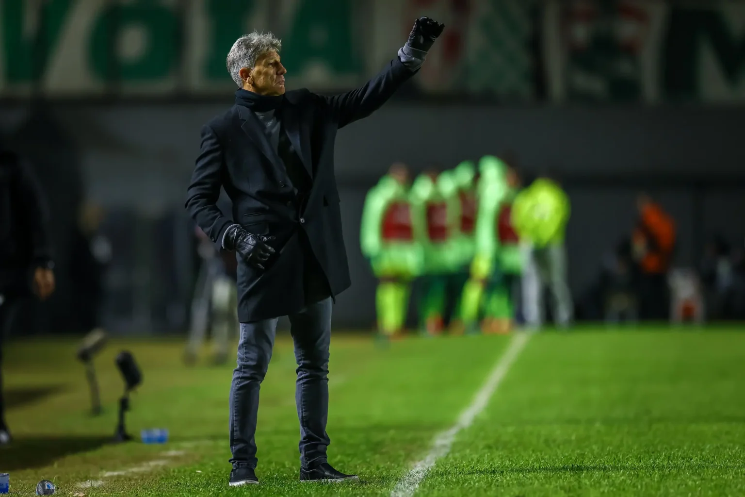 "Renato Gaúcho se Defende de Críticas da Torcida após Empate do Grêmio: 'Sou Ótimo'"