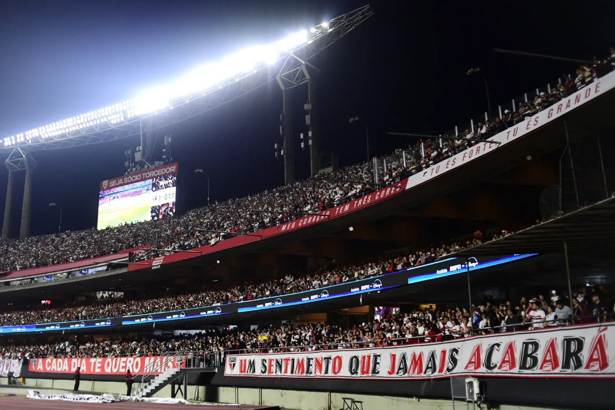 "São Paulo atinge 1 milhão de torcedores em seus jogos em casa e mira recorde na temporada"