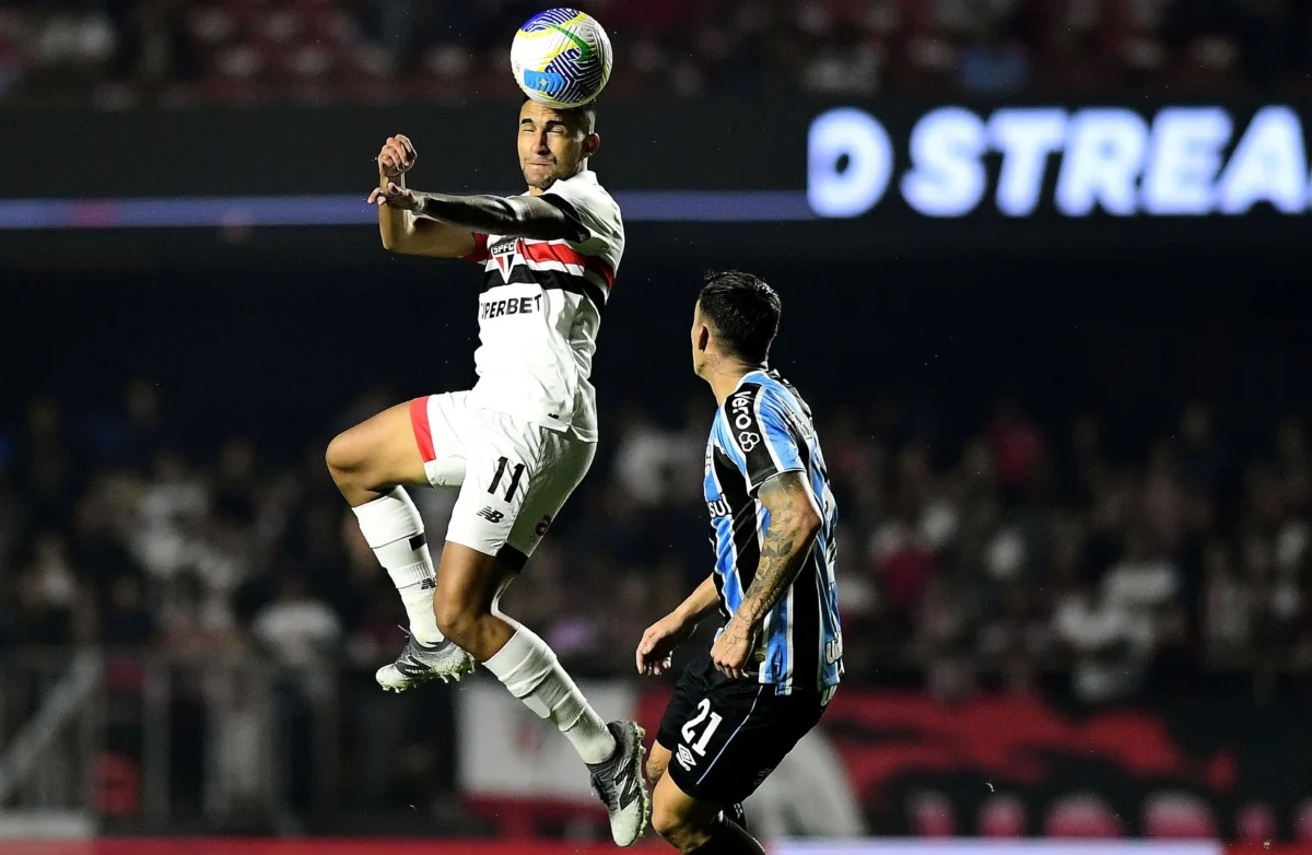 "São Paulo: Rodrigo Nestor Alcança Milestone de 200 Jogos pelo Clube"