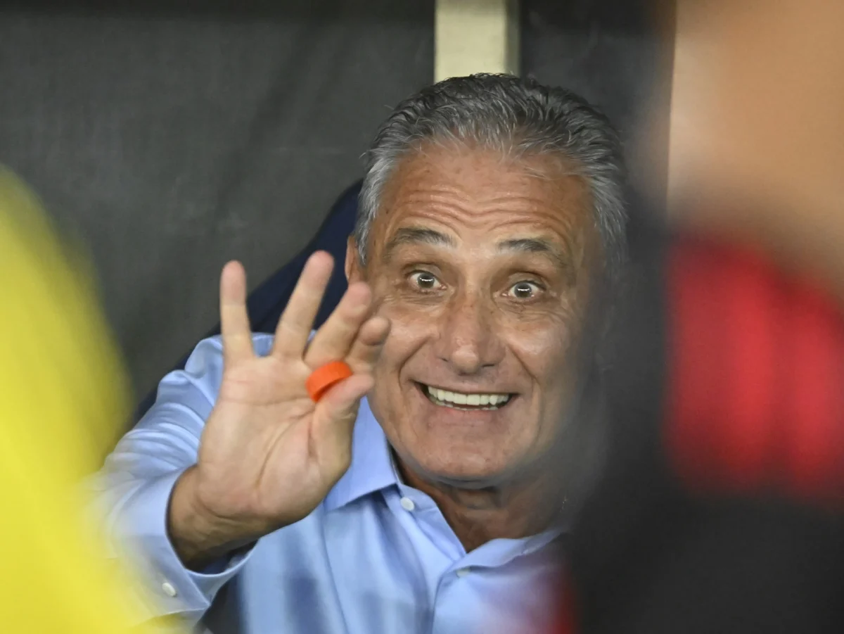 "Tite completa 50 jogos no Flamengo com o 3º melhor desempenho da última década"