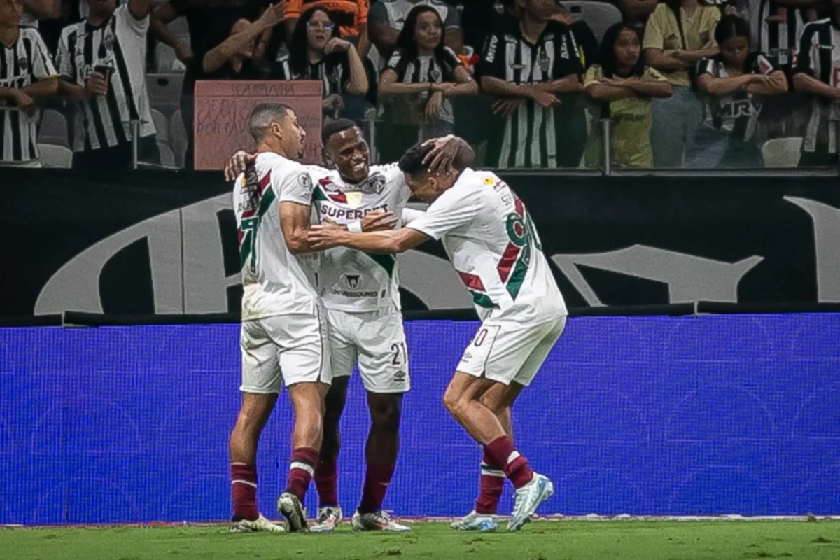 Arias destaca importância da vitória do Fluminense sobre o Atlético-MG: "Ratifica o bom momento do time"