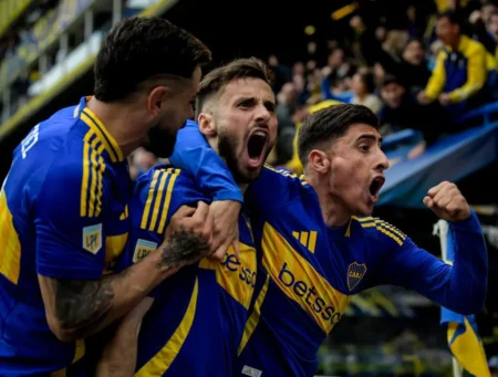 Boca Juniors dá virada épica e supera San Lorenzo por 3 a 2 no Campeonato Argentino