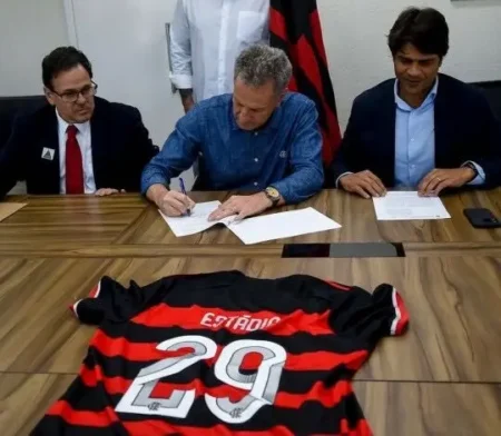 Clube do Flamengo assina termo de promessa de compra e venda do terreno do Gasômetro