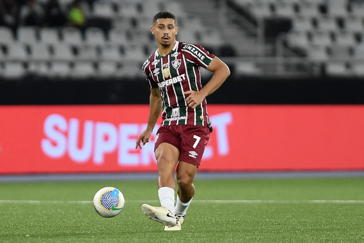 Clube inglês Fulham desiste da contratação de André após anunciar interesse ao Fluminense