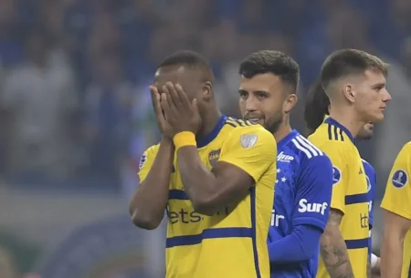 Cruzeiro x Boca Juniors: Entenda a expulsão do jogador argentino aos 19 segundos de jogo