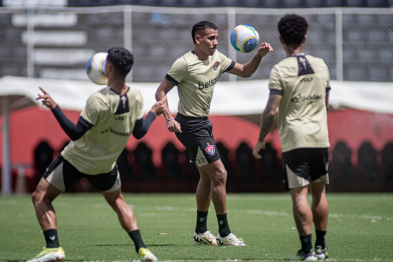 Escalação do Vitória x Cruzeiro: veja desfalques, dúvidas e time provável para o confronto