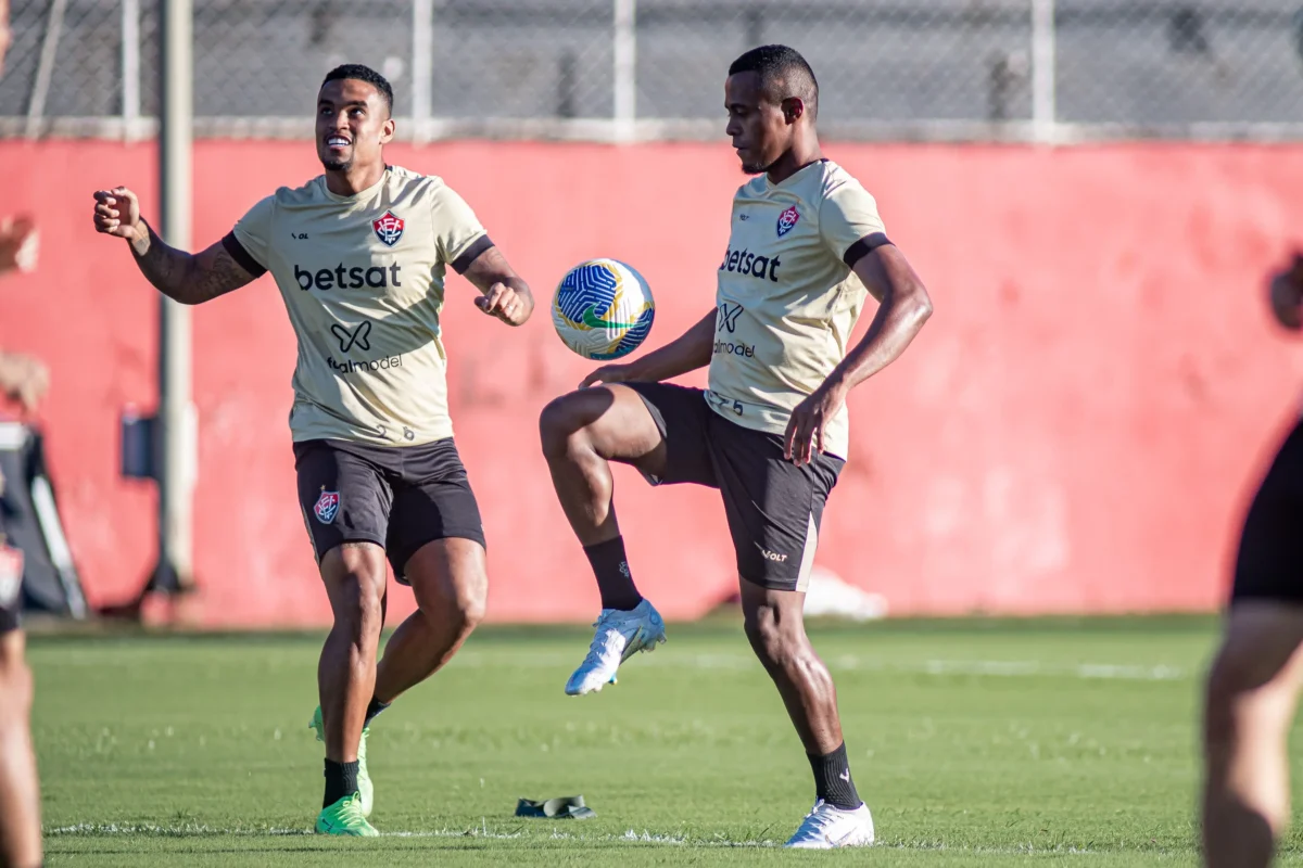 Escalação do Vitória x Vasco: Confira desfalques, dúvidas e provável time titular.