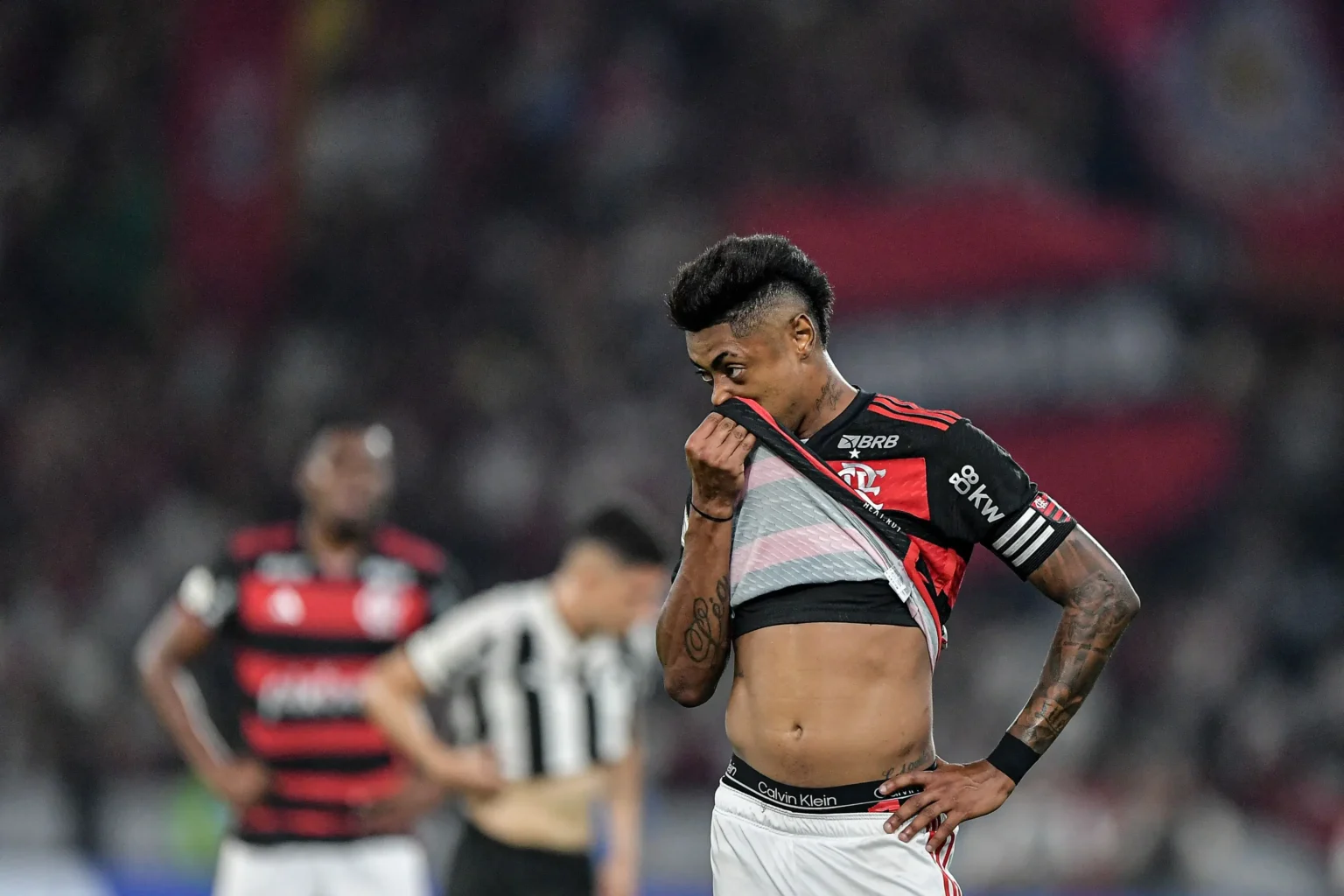 Flamengo não Encontra Peças para o "Quebra-Cabeça" e Sofre Derrota Antes da Decisão da Libertadores