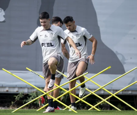 Garro aponta falta de sorte no Corinthians e apresenta solução para reação: "Cabeça fria, coração quente"