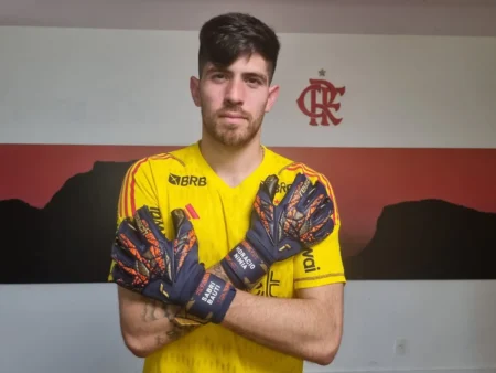 Giorgian De Arrascaeta "Rossi" Adota Camisa Amuleto no Flamengo e Sonha com Final da Copa Libertadores em sua Terra Natal