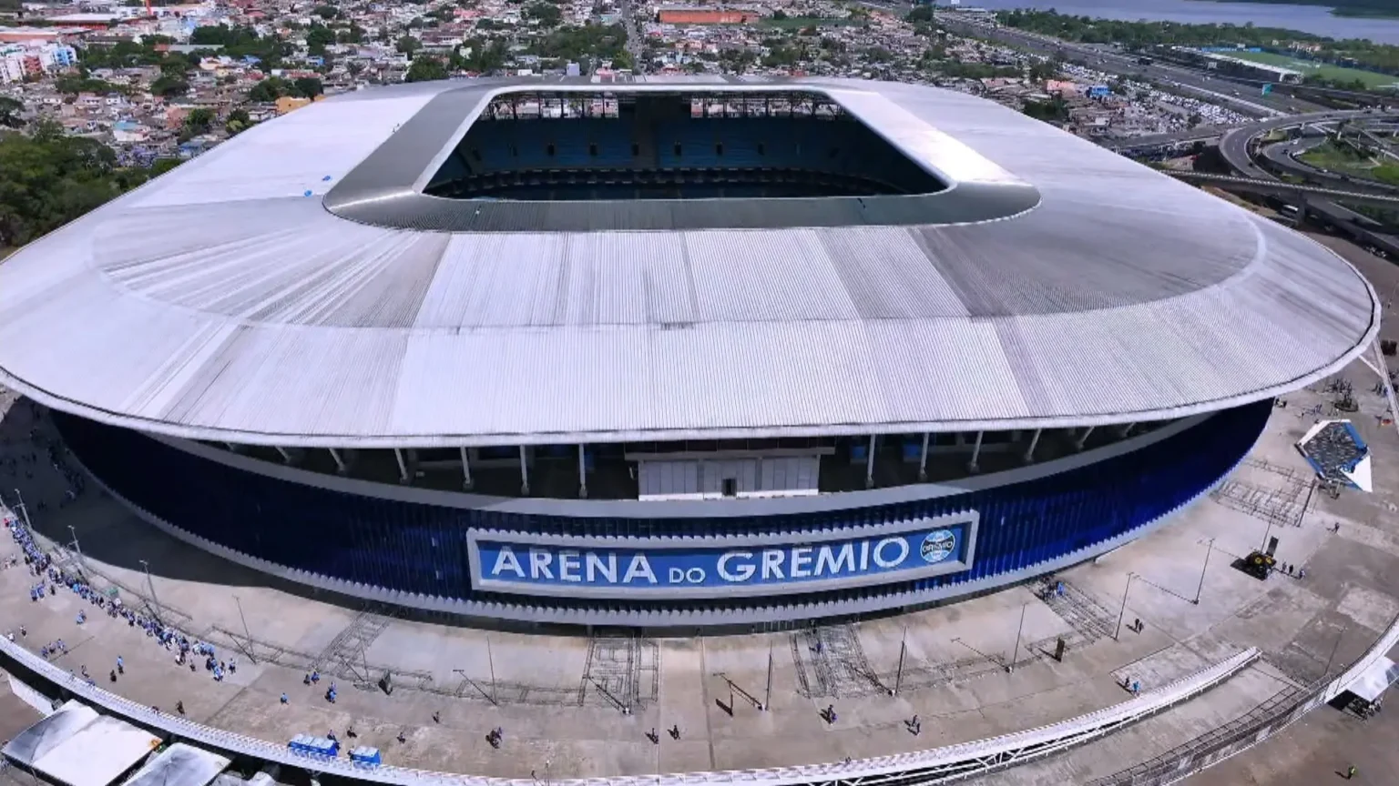 "Grêmio e Arena se reúnem com autoridades de segurança para planejar antecipação do retorno dos jogos"